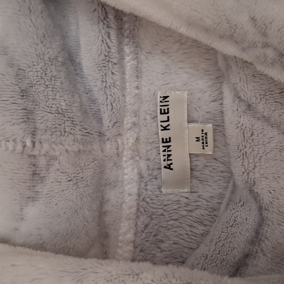 "ANNE KLEIN" Women's, SZ M, 100%polyester, grey and white, robe material dress - Picture 3 of 12